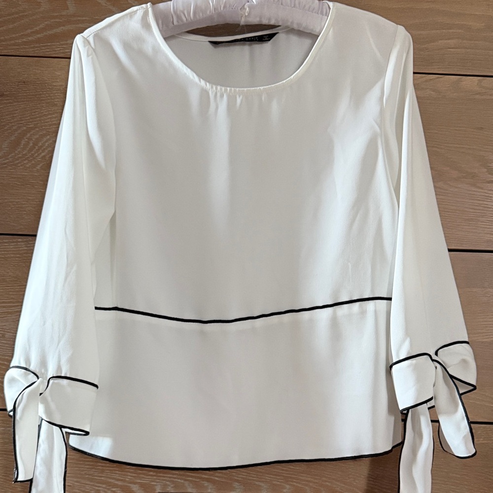 NWOT ZARA Elegant White Blouse with Black Trim